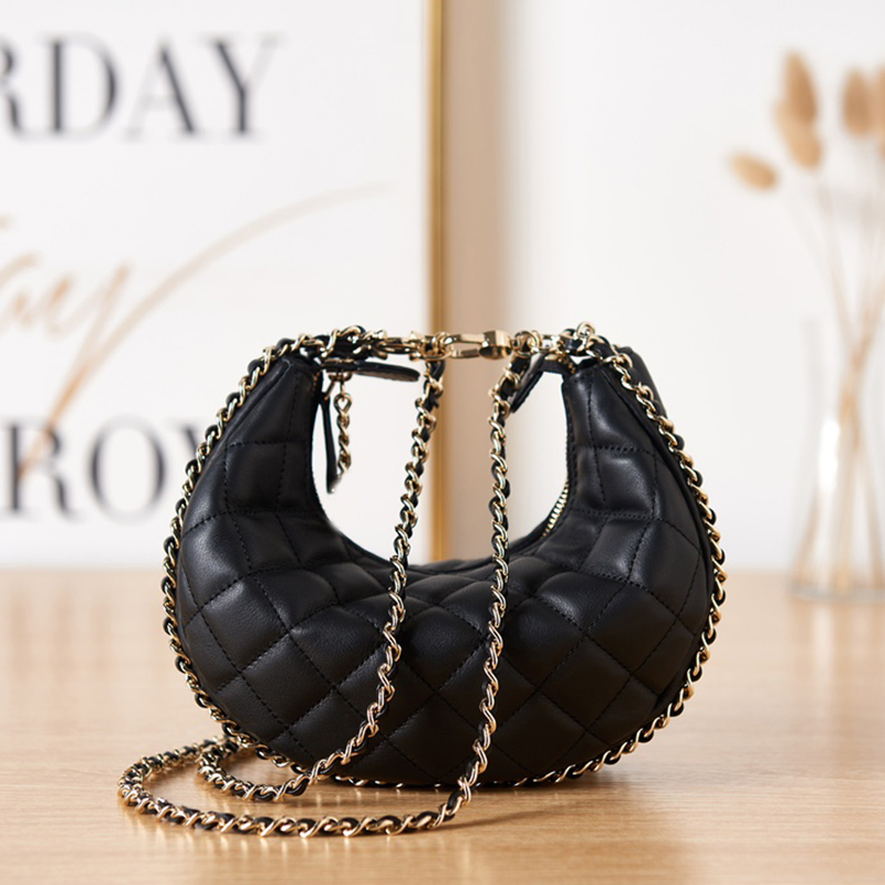 Designer Hobo Bag Luxury Handbag Genuine Leather Crossbody Bag 20CM High Imitation Shoulder Bag With Box ZC036
Designer Hobo Bag Luxury Handbag Genuine Leather Crossbody Bag 20CM High Imitation Shoulder Bag With Box ZC036