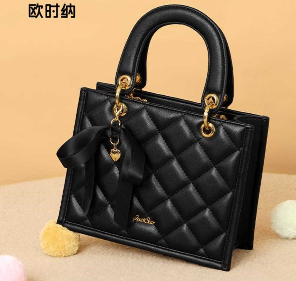 New Evening Bags Women's Messenger Winter Fashion brand Simple Lattice Portable Sweet Versatile Shoulder womens bags