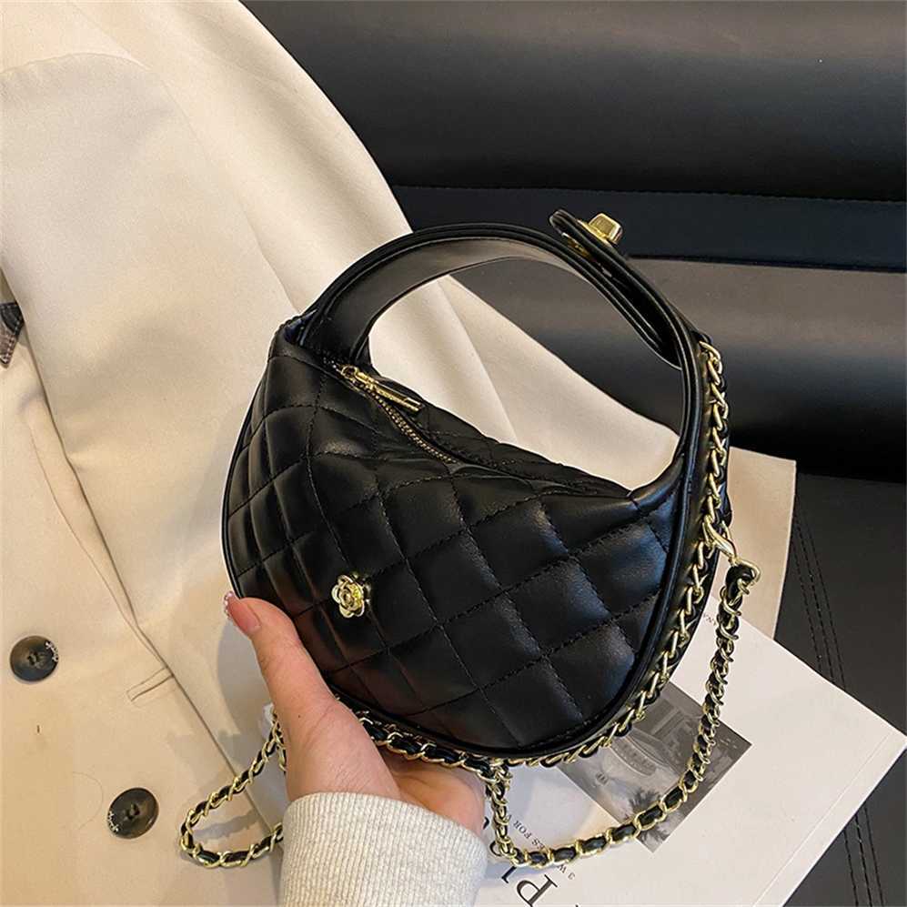 Luxury Handbags sale Popular Small Fragrant Style Bag Women's New Fashion Lingge Chain Shoulder Westernized Crossbody, Rice white
Luxury Handbags sale Popular Small Fragrant Style Bag Women's New Fashion Lingge Chain Shoulder Westernized Crossbody, Rice white