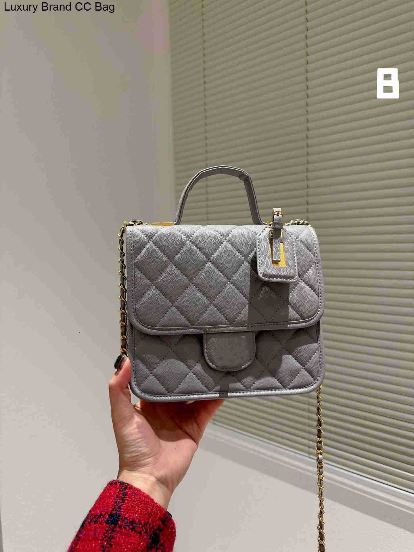 Body CC Handbags Luxury Bag Mini CC Bag Cross Top Cavier Purses Designer Woman Handbag 5A Quality Crossbody Clutch Lady Limited Edition Bags Small The T, Pink
Body CC Handbags Luxury Bag Mini CC Bag Cross Top Cavier Purses Designer Woman Handbag 5A Quality Crossbody Clutch Lady Limited Edition Bags Small The T, Pink