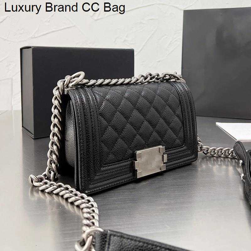Caviar Bags 2023Ssw Classic Black CC Leather Mini Flap Shoulder Bags Quilted Calfskin Gold Aged Silver Metal Hardware Chain Strap Crossbody Shoulder Designer Ha
Caviar Bags 2023Ssw Classic Black CC Leather Mini Flap Shoulder Bags Quilted Calfskin Gold Aged Silver Metal Hardware Chain Strap Crossbody Shoulder Designer Ha