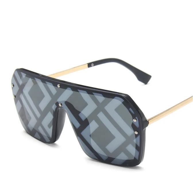 Designer sunglasses mens eyeglasses PC lens full frame UV400 sun proof womens fashion glasses luxury printing F oversize Adumbral for beach outdoor Fashion
Designer sunglasses mens eyeglasses PC lens full frame UV400 sun proof womens fashion glasses luxury printing F oversize Adumbral for beach outdoor Fashion