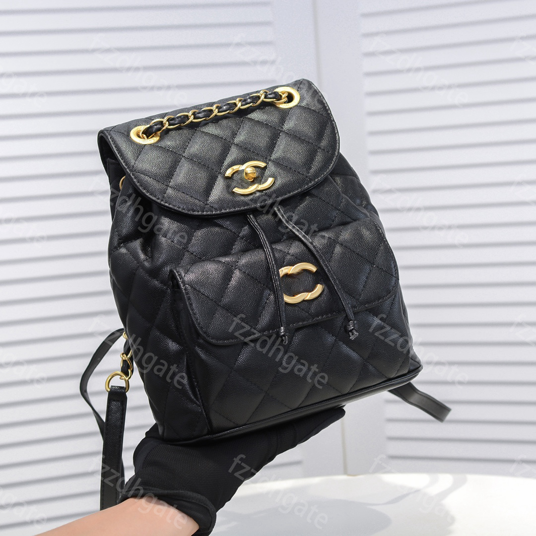 5A Quality woman backpack genuine leather knapsack bags Designers womens shoulder totes purses wallets crossbody bag cc06, #2 18*18*12cm
5A Quality woman backpack genuine leather knapsack bags Designers womens shoulder totes purses wallets crossbody bag cc06, #2 18*18*12cm