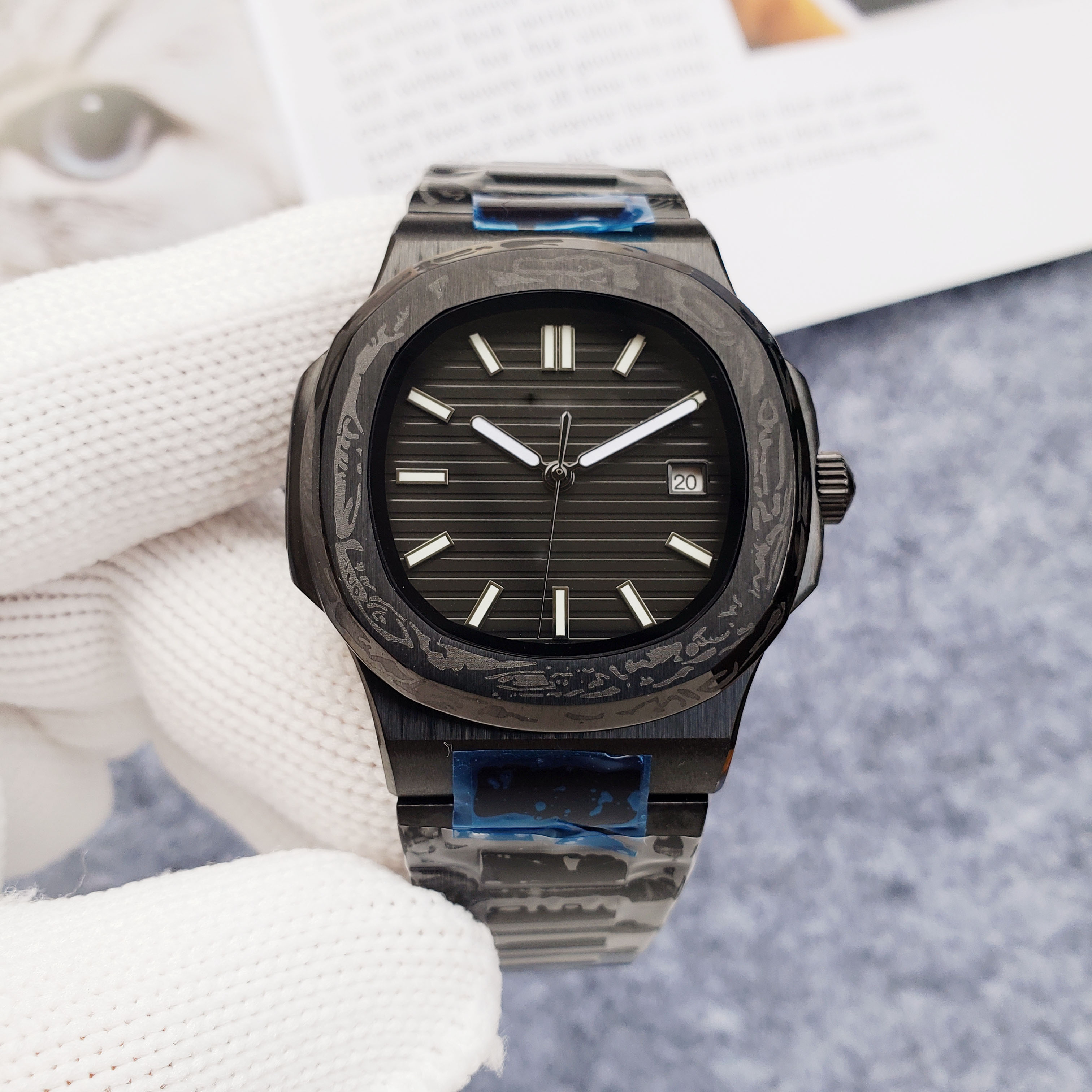 DiW Black Grail Automatic Mens Watch NTPT Crafts Stainless Steel Black Stick Dial Ultra Thin DLC Stainless Steel Bracelet Watches Relojes de lujo para hombres, Box set
DiW Black Grail Automatic Mens Watch NTPT Crafts Stainless Steel Black Stick Dial Ultra Thin DLC Stainless Steel Bracelet Watches Relojes de lujo para hombres, Box set