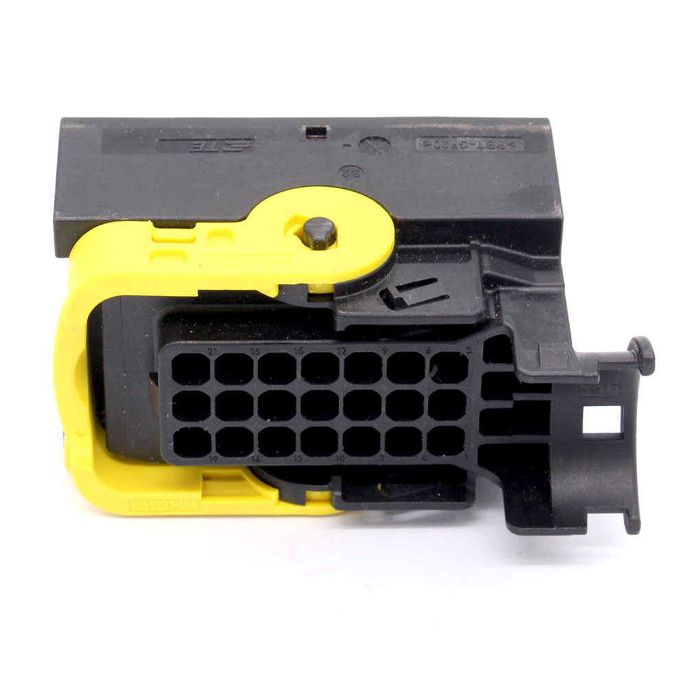 1-1534127-1 Automotive Wire-to-Wire Female Waterproof Black 21 Pin AMP Connector