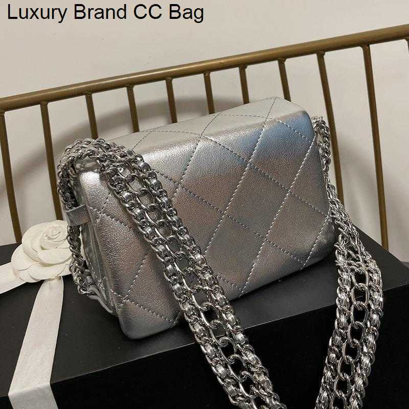 Thick CC Shoulder Bags Bags Womens Classic Chain Mini Flap Quilted White Black Silver Hardware Shoulder Purse France Womens Cosmetic Case Sac Luxury Designer Ha
Thick CC Shoulder Bags Bags Womens Classic Chain Mini Flap Quilted White Black Silver Hardware Shoulder Purse France Womens Cosmetic Case Sac Luxury Designer Ha