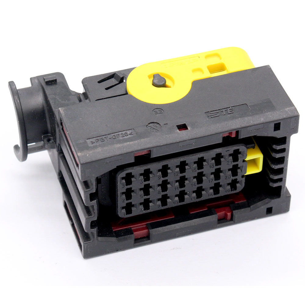 1-1534127-1 Automotive Wire-to-Wire Female Waterproof Black 21 Pin AMP Connector