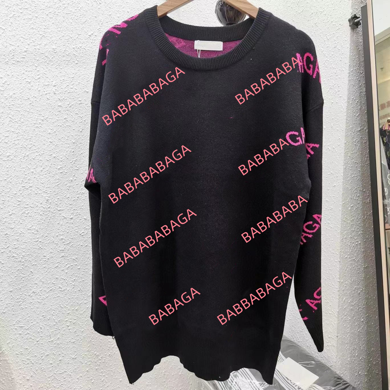 Designer women's sweater autumn and winter fashion new knitted hair female crewneck classic luxury double-sided letter print casual loose warm top
Designer women's sweater autumn and winter fashion new knitted hair female crewneck classic luxury double-sided letter print casual loose warm top
