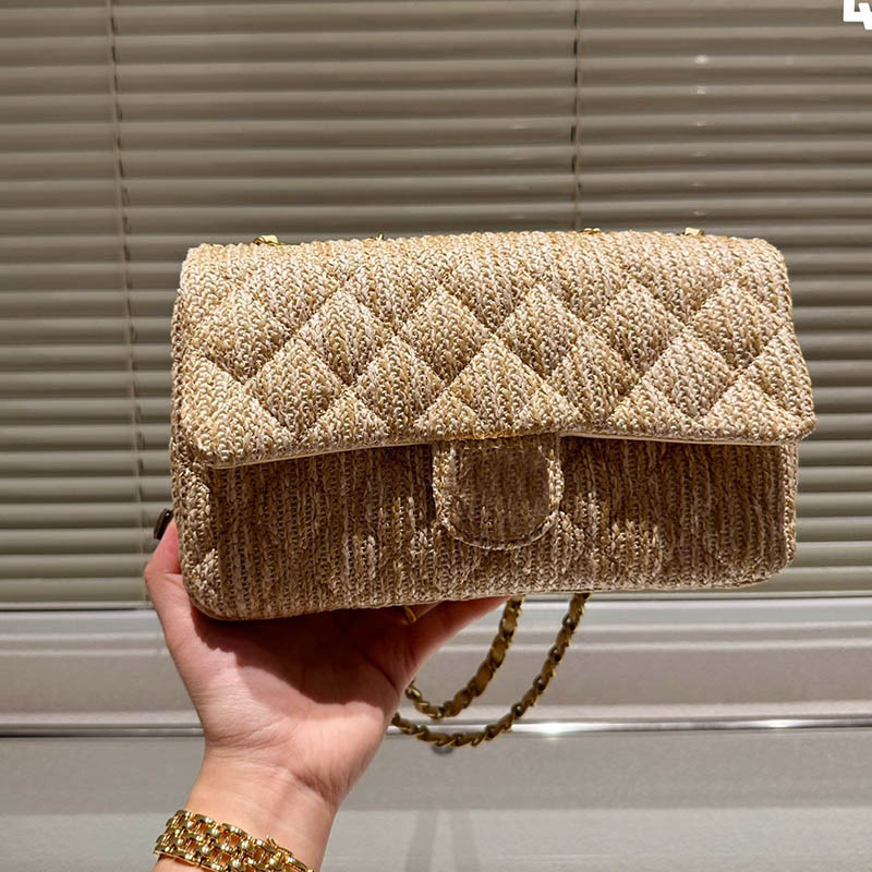 Tri-Color Straw Women Classic Flap Shoulder Bag Quilted Diamond Lattice Luxury Designer Bag Trend Crossbody Handbag Large Capacity Coin Purse Card Holder 25CM, Box
Tri-Color Straw Women Classic Flap Shoulder Bag Quilted Diamond Lattice Luxury Designer Bag Trend Crossbody Handbag Large Capacity Coin Purse Card Holder 25CM, Box