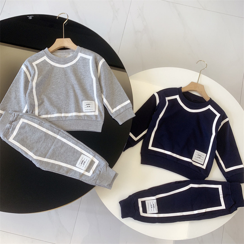 Children's designer TB clothing Summer and Spring T-shirt Shorts 2-piece brand clothing Girl boy Pants Long T-shirt sportswear suit T01#100cm-160cm
Children's designer TB clothing Summer and Spring T-shirt Shorts 2-piece brand clothing Girl boy Pants Long T-shirt sportswear suit T01#100cm-160cm