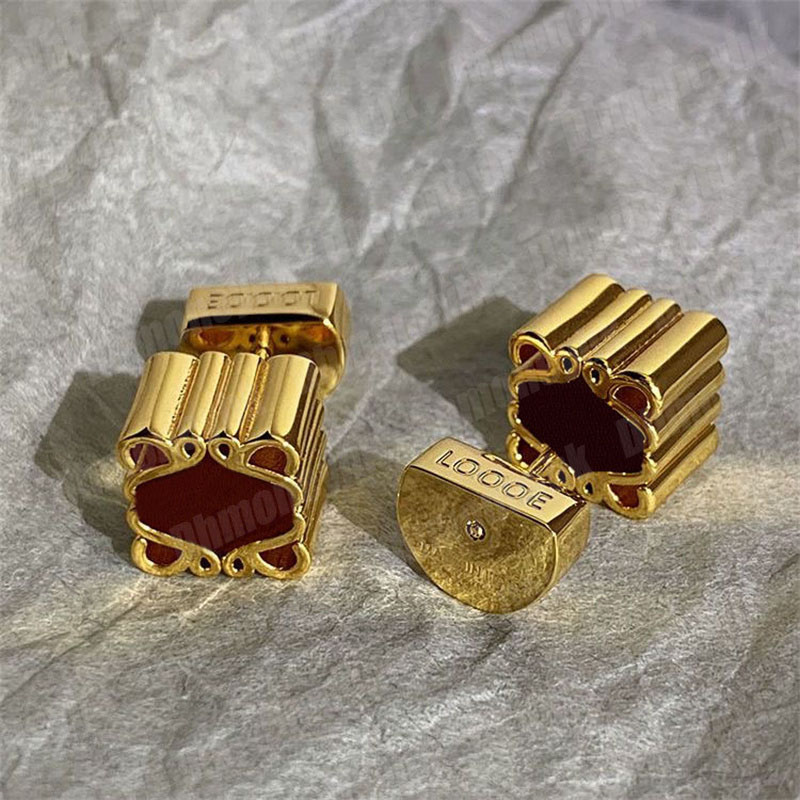 Geometric Solid Earrings Designer Women Golden Dangle Ear Studs Stereoscopic Block Earring Brass mens Anagram Stud Luxury Jewelry
Geometric Solid Earrings Designer Women Golden Dangle Ear Studs Stereoscopic Block Earring Brass mens Anagram Stud Luxury Jewelry