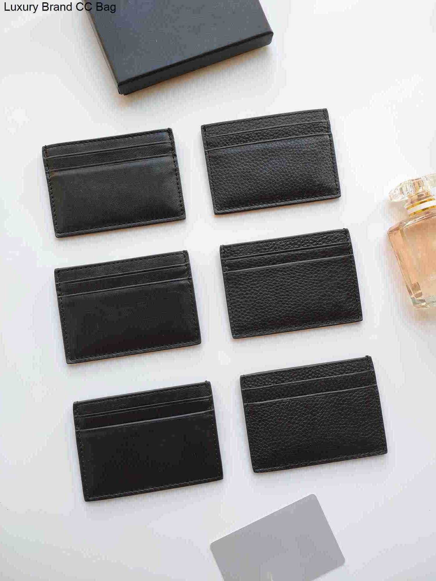Card Holders New luxury brand leather cardholder high-quality female CC credit card wallet, Black gold button with caviar
Card Holders New luxury brand leather cardholder high-quality female CC credit card wallet, Black gold button with caviar