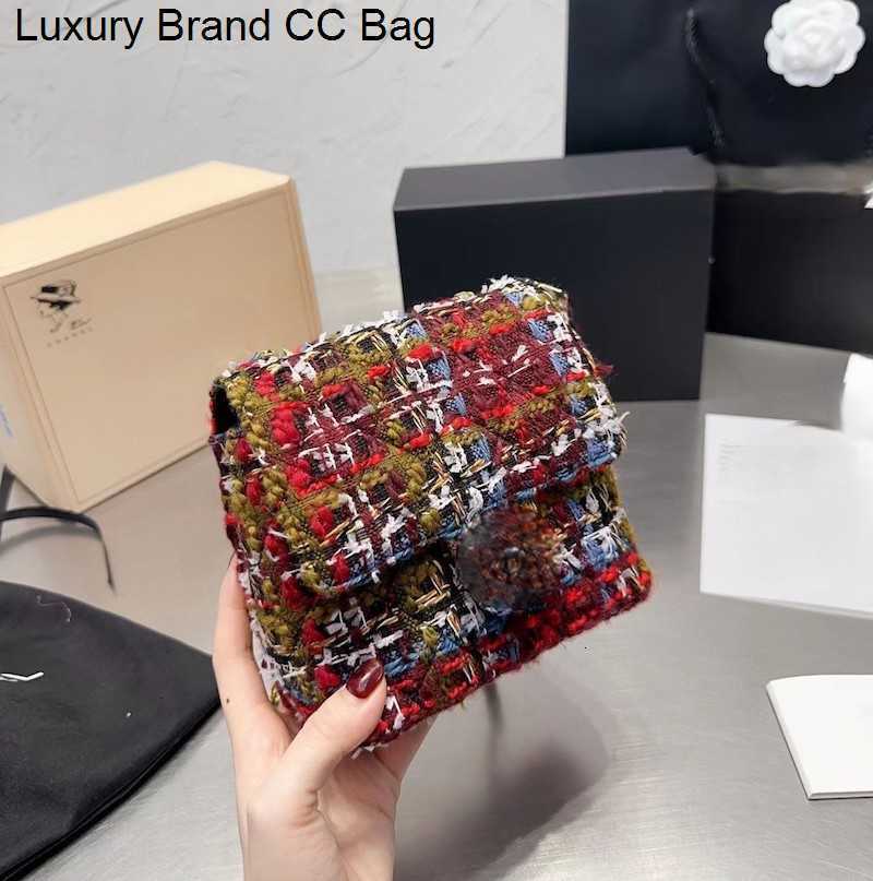 fashionbags CC Cross Body CC bag crossbody luxury designer handbag classic Woolen cloth mini CF bag 15cm handbags woman shoulder sling vintage bags, Empty box 
fashionbags CC Cross Body CC bag crossbody luxury designer handbag classic Woolen cloth mini CF bag 15cm handbags woman shoulder sling vintage bags, Empty box