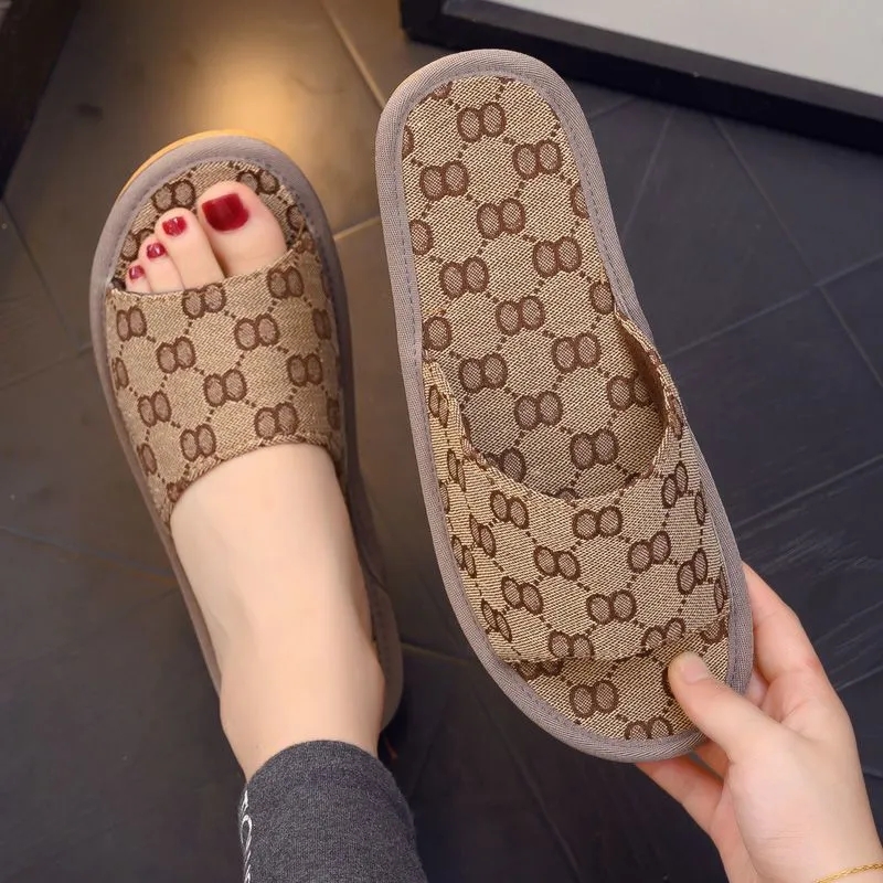 Slippers Size 35-44 Ladies Indoor Quiet Soft Soles Comfortable Non-Slip Lovers Four Seasons Linen Home Sandals Factory Direct Sale Special Offer 2023
Slippers Size 35-44 Ladies Indoor Quiet Soft Soles Comfortable Non-Slip Lovers Four Seasons Linen Home Sandals Factory Direct Sale Special Offer 2023