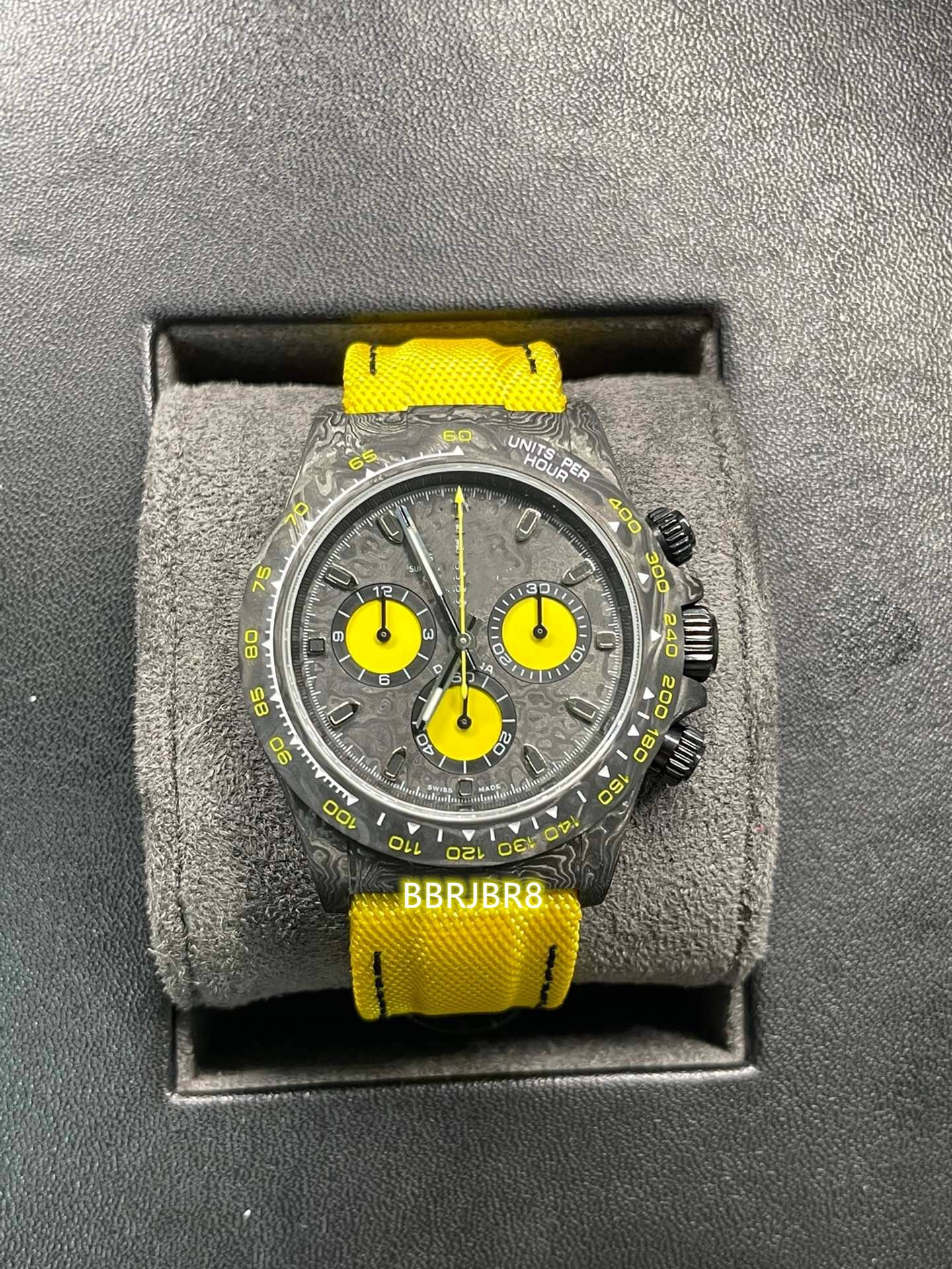 Diw Watch diameter 40mm upgraded V2 version with 4130 movement carbon fiber case sapphire crystal glass mirror whole watch weight 53g, As shown
Diw Watch diameter 40mm upgraded V2 version with 4130 movement carbon fiber case sapphire crystal glass mirror whole watch weight 53g, As shown