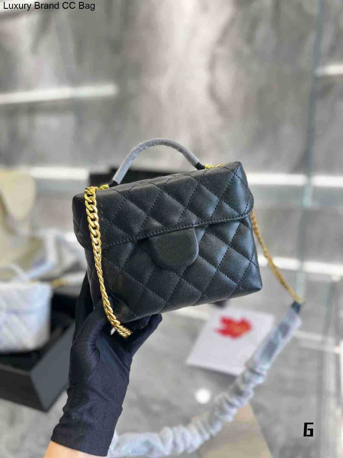 Luxury Designer CC CC Small Cross Bags Women Body Vintage Shoulder Bags Mini Designers Tote Bag Popular Portable Handbags Box Cosmetic Lipstick Bag Caviar Purse, Black
Luxury Designer CC CC Small Cross Bags Women Body Vintage Shoulder Bags Mini Designers Tote Bag Popular Portable Handbags Box Cosmetic Lipstick Bag Caviar Purse, Black