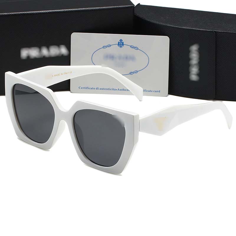 PRADE 8361 1:1 Imitation with box optical frames Polarized sunglasses UV400 Photochromic plank resin lenses Sun protection Driving Travel Sports
PRADE 8361 1:1 Imitation with box optical frames Polarized sunglasses UV400 Photochromic plank resin lenses Sun protection Driving Travel Sports
