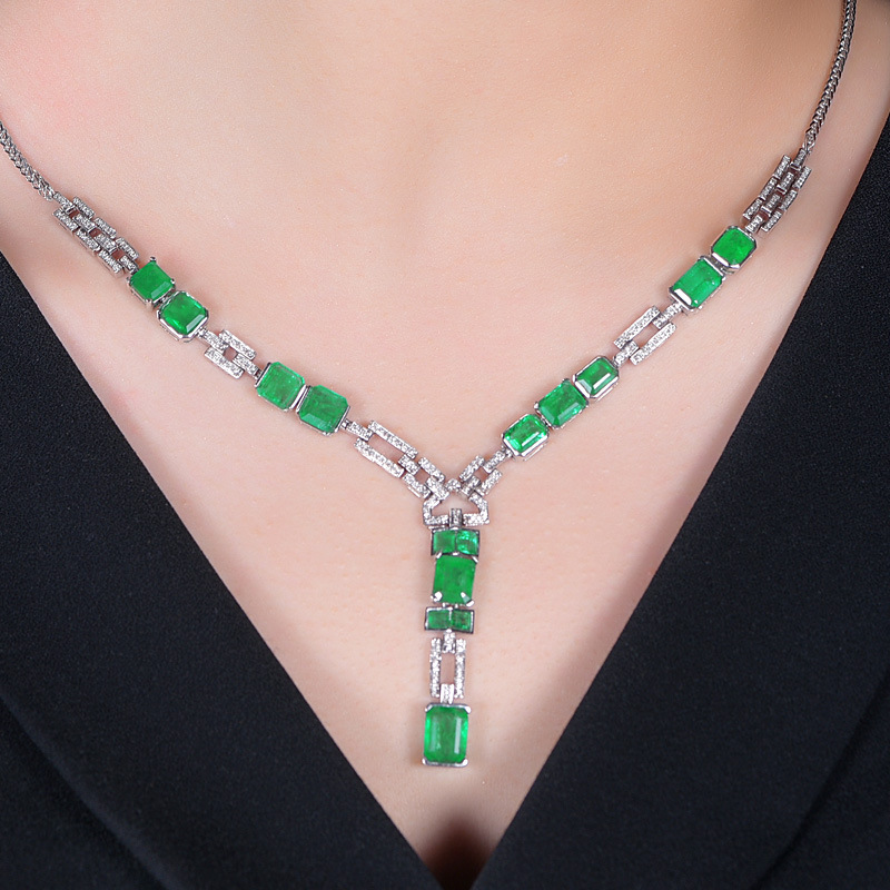 Handmade Lab Emerald Diamond Chocker Necklace 925 Sterling Silver Party Wedding Pendants Necklace For Women Engagement Jewelry