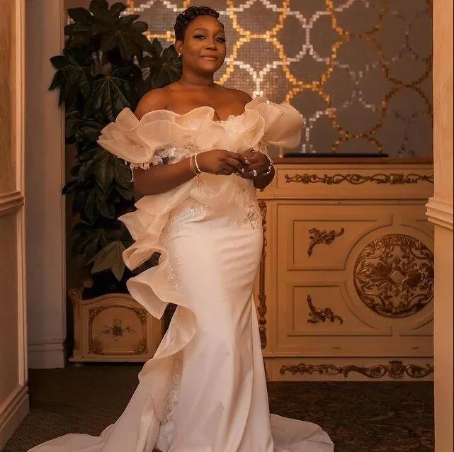 Modern Mermaid Wedding Dresses Arabic Off Shoulder Plus Size aso ebi Bridal Gowns Beaded Ruffles Vestido De Novia