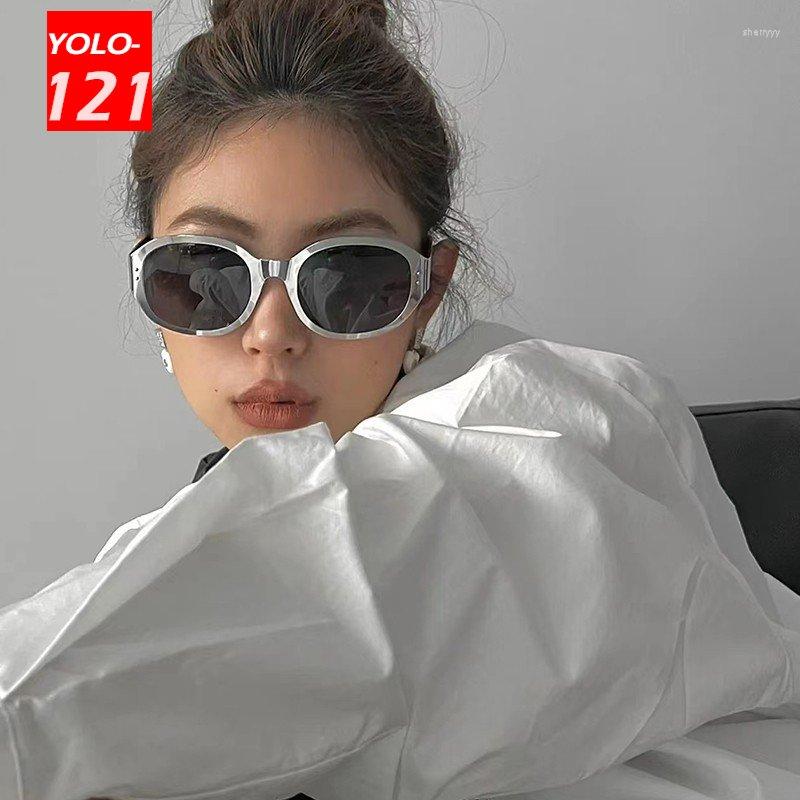 Sunglasses Vintage Women Metal Sun Glasses Oval Men Hip-hop Eyeglasses Punk UV400 Shades Steampunk Goggles
Sunglasses Vintage Women Metal Sun Glasses Oval Men Hip-hop Eyeglasses Punk UV400 Shades Steampunk Goggles