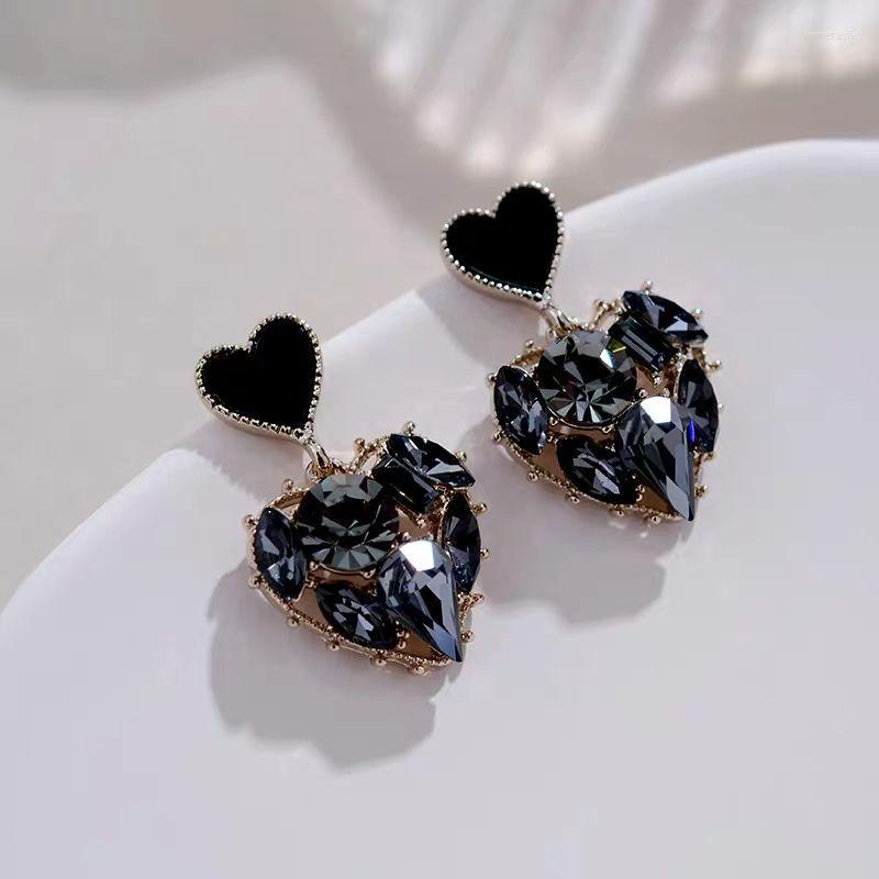 Dangle Earrings Trendy Black Crystal Heart Drop For Women Man Geometric Romantic Wedding Jewelry Gifts 2023
Dangle Earrings Trendy Black Crystal Heart Drop For Women Man Geometric Romantic Wedding Jewelry Gifts 2023