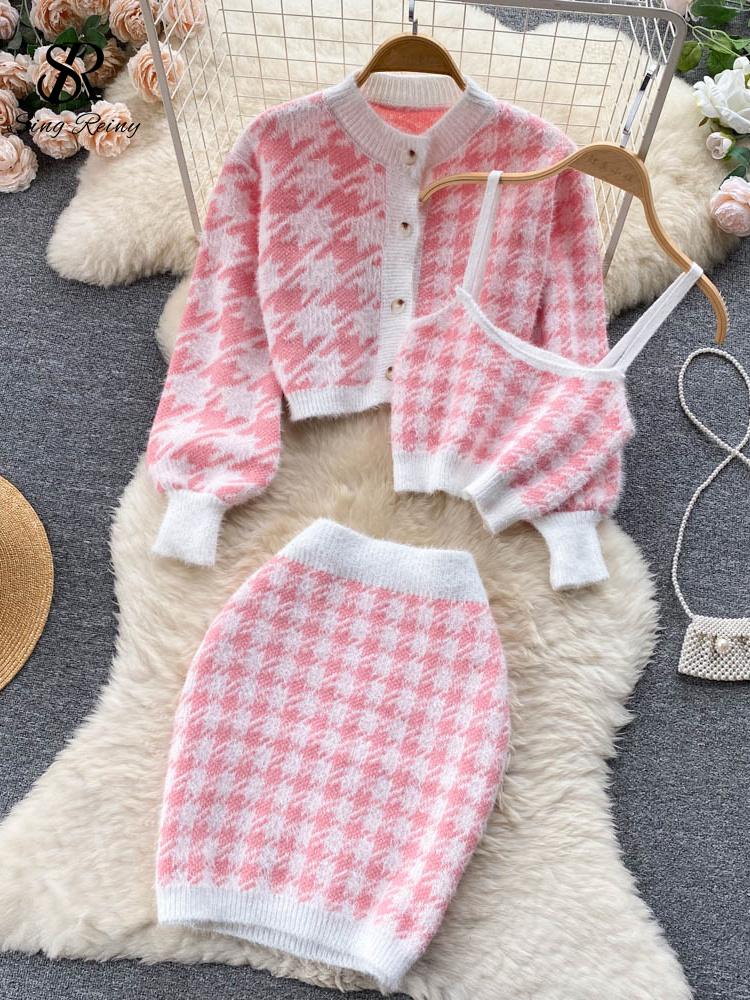 Dress SINGREINY Fashion Plaid Knitted Three Pieces Suits Autumn Button Cardigan Top+Mini Camis+Elastic Short Skirt Women Sweater Sets, Black
Dress SINGREINY Fashion Plaid Knitted Three Pieces Suits Autumn Button Cardigan Top+Mini Camis+Elastic Short Skirt Women Sweater Sets, Black