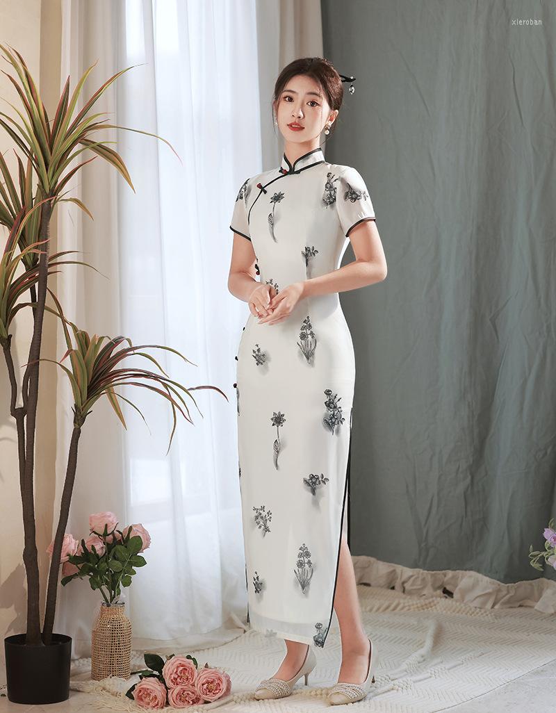Ethnic Clothing Improved Retro Elegant Mandarin Collar Slim Long Qipao Chinese Women Vintage Floral Print Cheongsam Traditional
Ethnic Clothing Improved Retro Elegant Mandarin Collar Slim Long Qipao Chinese Women Vintage Floral Print Cheongsam Traditional