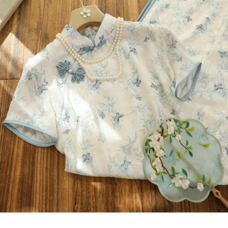 Ethnic Clothing 2023 Blue Women Cheongsam Summer Chiffon Dress Short Sleeve Floral Vintage Slim Comfortable Fashion Dresses S To XXL
Ethnic Clothing 2023 Blue Women Cheongsam Summer Chiffon Dress Short Sleeve Floral Vintage Slim Comfortable Fashion Dresses S To XXL