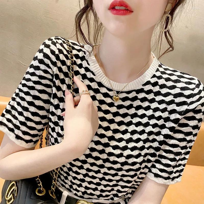 Women' T Shirts Knitting Short Sleeve T-Shirt Striped Design Beautiful Woman Blouse Elegant Loose Casual 2023 Summer Top Women, Cross
Women' T Shirts Knitting Short Sleeve T-Shirt Striped Design Beautiful Woman Blouse Elegant Loose Casual 2023 Summer Top Women, Cross