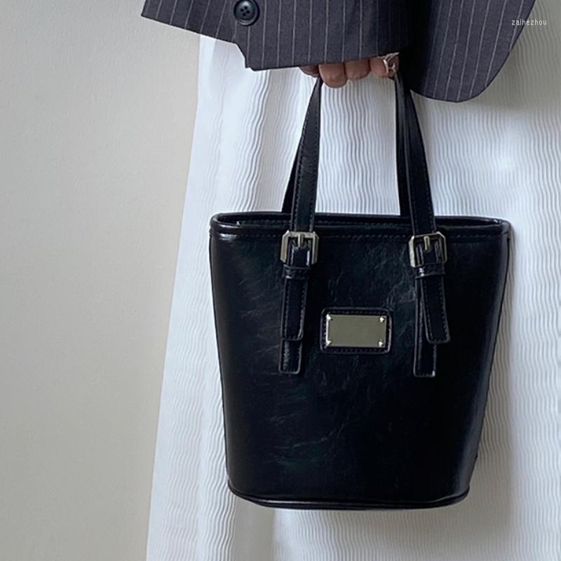 Evening Bags Vintage Women's Bucket Shoulder Bag Pu Leather Ladies Commute Messenger Simple Female Small Tote Purses And Handbags, Black
Evening Bags Vintage Women's Bucket Shoulder Bag Pu Leather Ladies Commute Messenger Simple Female Small Tote Purses And Handbags, Black