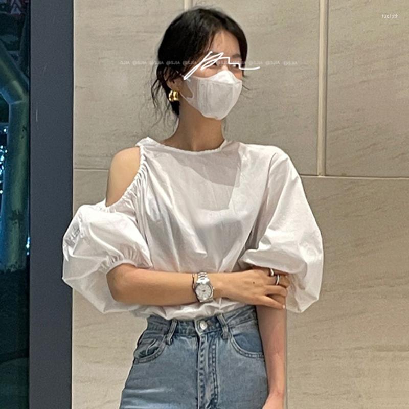 Women's Blouses 2023 Summer Style Blouse Female Round Neck Asymmetric Hollow Strapless Blusa Loose Wild Puff Sleeve Shirt KK644, White
Women's Blouses 2023 Summer Style Blouse Female Round Neck Asymmetric Hollow Strapless Blusa Loose Wild Puff Sleeve Shirt KK644, White