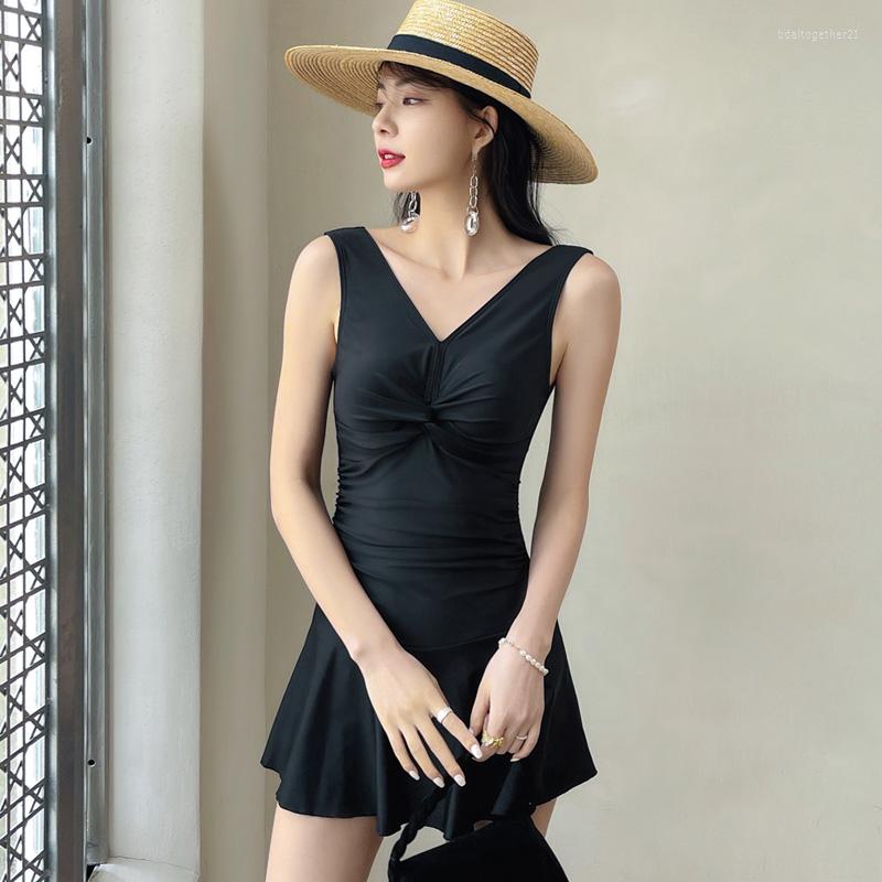 Women's Swimwear Swimsuit Woman 2023 Push Up Twisted Sleeveless Backless Swimming Dress Black Solid Plus Size Skirt Bathing Suit
Women's Swimwear Swimsuit Woman 2023 Push Up Twisted Sleeveless Backless Swimming Dress Black Solid Plus Size Skirt Bathing Suit