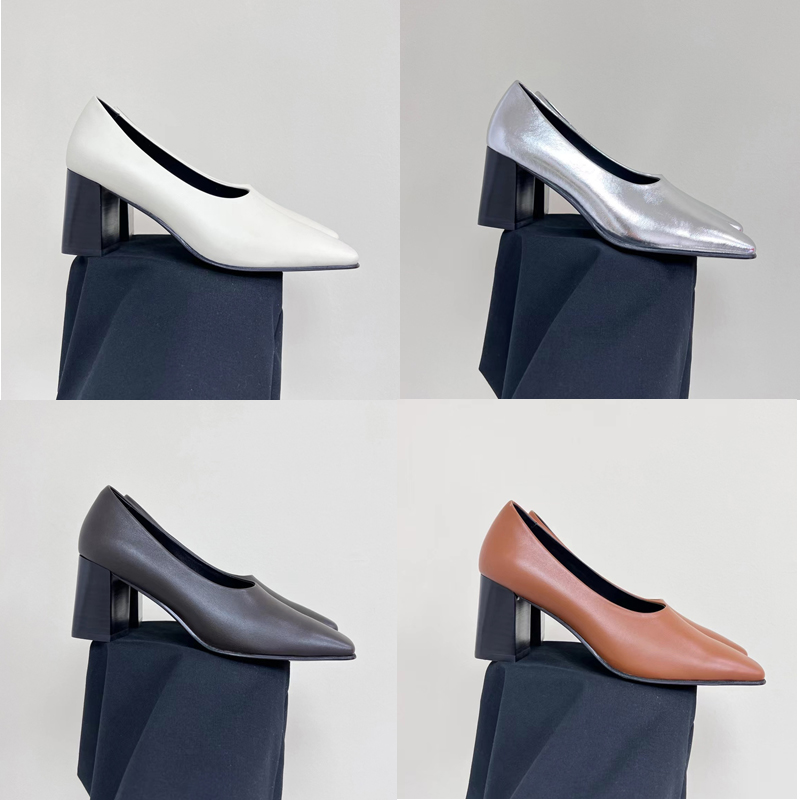 2023 Womens Designer Luxury Square toe high-heele Sandals Fashion classic genuine leather Sexy pure color Casual Outside Shoes ladys Water-proof chunky heel sandal
2023 Womens Designer Luxury Square toe high-heele Sandals Fashion classic genuine leather Sexy pure color Casual Outside Shoes ladys Water-proof chunky heel sandal
