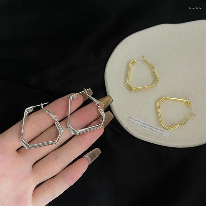 Dangle Earrings 1 Pair Fashion Korea Simple Earring Stainless Steel Geometric Triangle Ear Women Trendy Punk Style Hoop Jewelry
Dangle Earrings 1 Pair Fashion Korea Simple Earring Stainless Steel Geometric Triangle Ear Women Trendy Punk Style Hoop Jewelry
