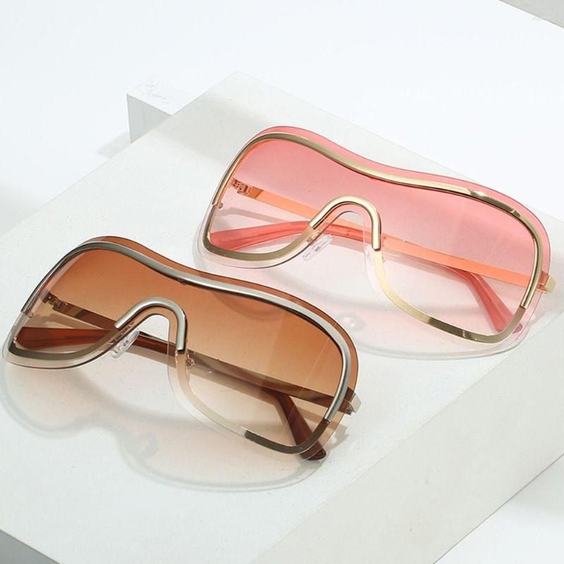 Sunglasses Fashion Rimless Oversized Alloy Gradient For Women Sun Glasses One Piece Y2k
Sunglasses Fashion Rimless Oversized Alloy Gradient For Women Sun Glasses One Piece Y2k