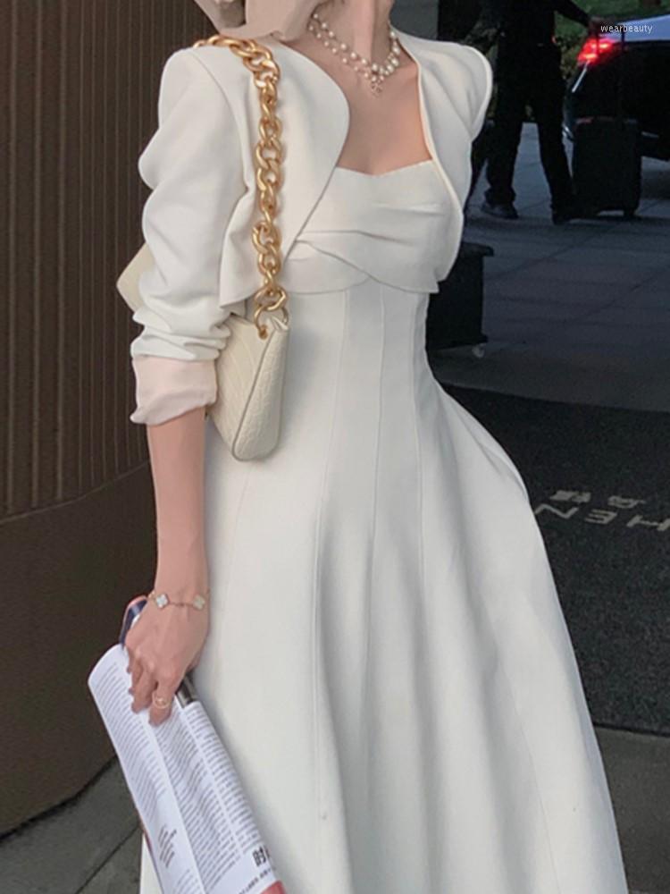 Casual Dresses Women Summer Elegant Midi White Dress Spaghetti Strap Vintage A-Line Fashion Party Vestidos Femme Prom Robe Clothes, Only jackets
Casual Dresses Women Summer Elegant Midi White Dress Spaghetti Strap Vintage A-Line Fashion Party Vestidos Femme Prom Robe Clothes, Only jackets