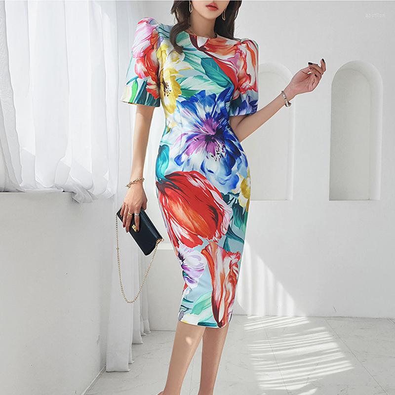 Casual Dresses 2023 Fashion Runway Summer Dress Women Vintage Floral Print Sexy Sheath Party Vestido, Pictures
Casual Dresses 2023 Fashion Runway Summer Dress Women Vintage Floral Print Sexy Sheath Party Vestido, Pictures