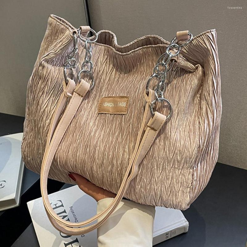 Evening Bags Temperament Fashion Women Handbags Pleated Shoulder 2023 Underarm Large Capacity Shopping And Travel, Black
Evening Bags Temperament Fashion Women Handbags Pleated Shoulder 2023 Underarm Large Capacity Shopping And Travel, Black