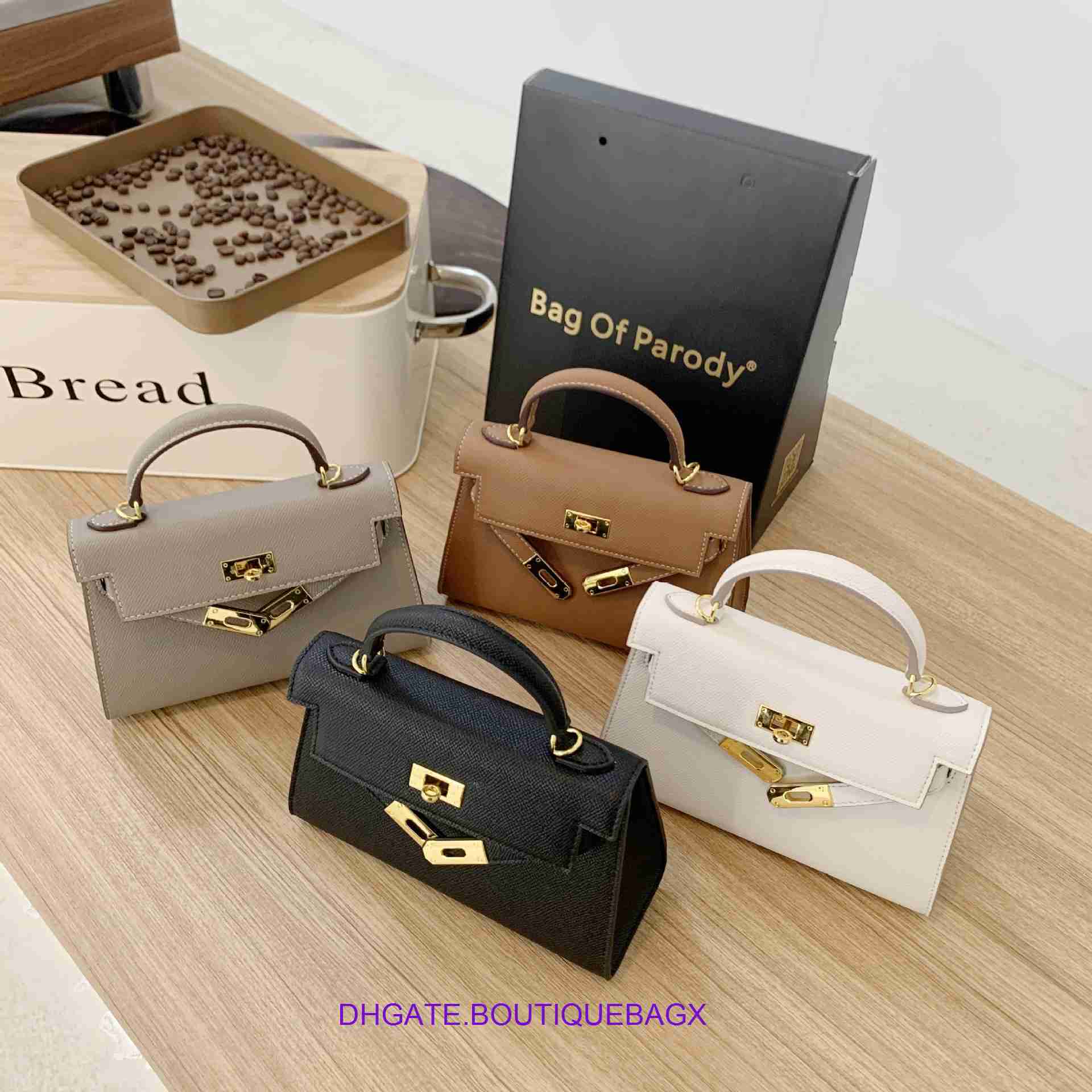 Designer Hremm Kelys's Bags for sale Advanced sense exquisite simple small bags girl BOP messenger Have Real Logo, Black+gift box+official verification
Designer Hremm Kelys's Bags for sale Advanced sense exquisite simple small bags girl BOP messenger Have Real Logo, Black+gift box+official verification