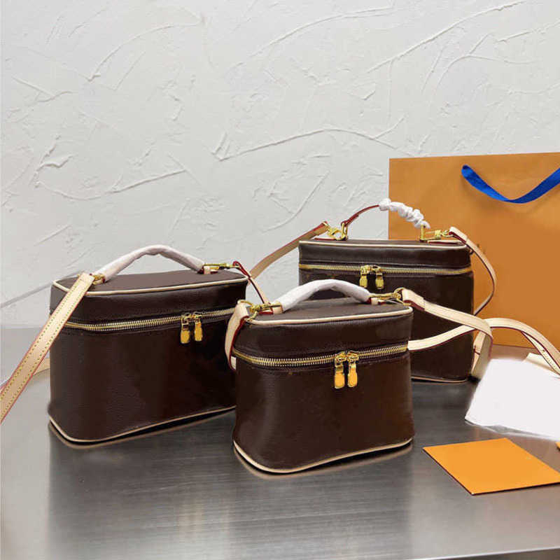 3 sizes designer bags women box chain cosmetic bag handbag shoulder bags Camera shoulder Bag lady luxurys handbags purse 230116, Brown
3 sizes designer bags women box chain cosmetic bag handbag shoulder bags Camera shoulder Bag lady luxurys handbags purse 230116, Brown
