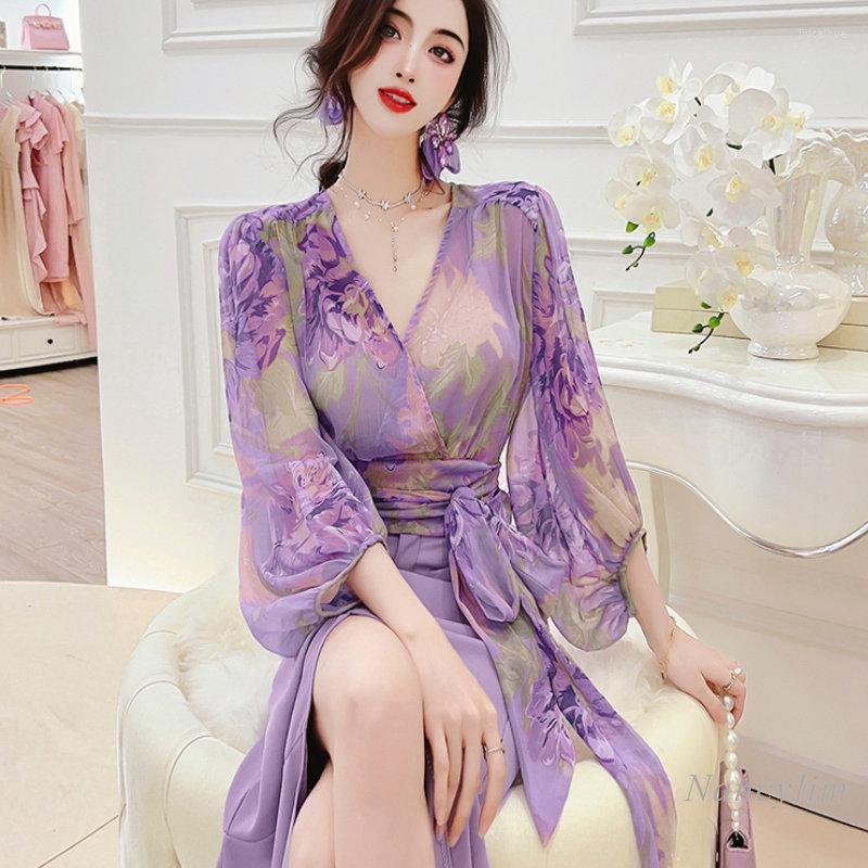 Women's Blouses Socialite Elegant Chiffon Shirt For Women 2023 Spring Summer Top Lady's Bubble Sleeve V-neck Lace Up Printed Blusas, Purple shirt
Women's Blouses Socialite Elegant Chiffon Shirt For Women 2023 Spring Summer Top Lady's Bubble Sleeve V-neck Lace Up Printed Blusas, Purple shirt