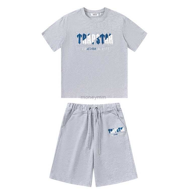 Designer Fashion Clothing Tshirt Tees Trapstar Blue Red Towel Embroidered Short Sleeve Minimalist Shorts Set for Men Women Loose Relaxed Round Neck T-shirt Fashion, Black shorts
Designer Fashion Clothing Tshirt Tees Trapstar Blue Red Towel Embroidered Short Sleeve Minimalist Shorts Set for Men Women Loose Relaxed Round Neck T-shirt Fashion, Black shorts