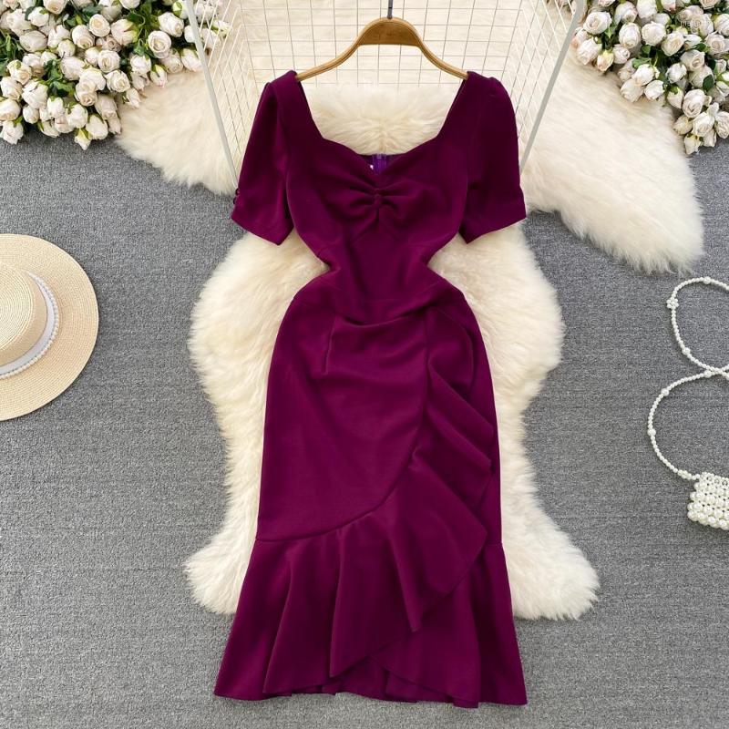 Party Dresses Summer Korean Feminine Retro Short-sleeved Square Collar Waist-skimming Long Section Ruffle Edge Package Hip Dress, Purple
Party Dresses Summer Korean Feminine Retro Short-sleeved Square Collar Waist-skimming Long Section Ruffle Edge Package Hip Dress, Purple