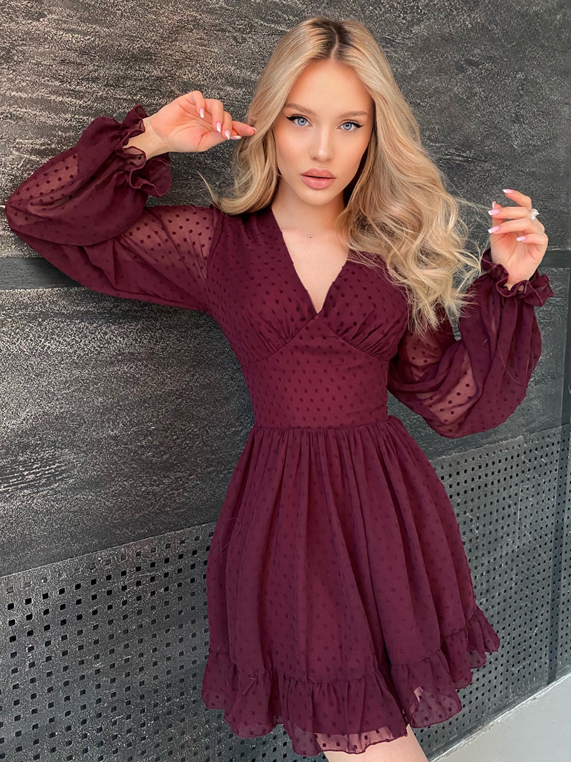 Casual Dresses Capucines Swiss Dot Ruffles Deep V Neck Summer Dress Women Solid Color Lantern Sleeve French Robe A Line Mini Chiffon Dresses 230509