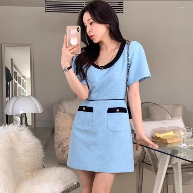 Casual Dresses South Korea Chic Summer Small Fragrance Ethos U Collar Color Bump Bag Edge Design Waist Show Thin Bubble Sleeve Dress Female, White
Casual Dresses South Korea Chic Summer Small Fragrance Ethos U Collar Color Bump Bag Edge Design Waist Show Thin Bubble Sleeve Dress Female, White