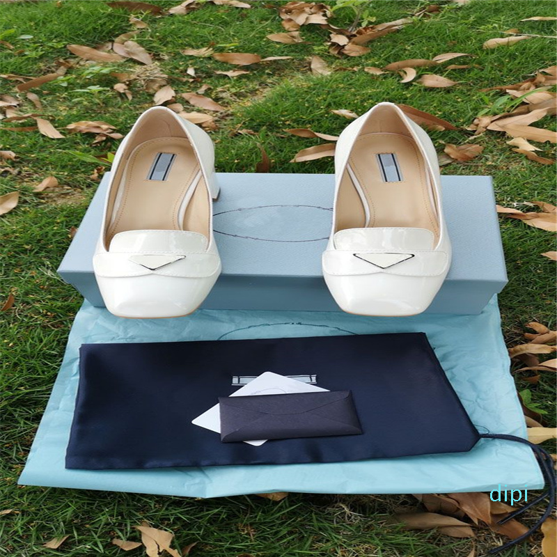 Big fashion luxury Dress Shoes designer height 7.0cm nude large sole high heels with black silver wedding bottoming sh oes women's square head high he els, Red
Big fashion luxury Dress Shoes designer height 7.0cm nude large sole high heels with black silver wedding bottoming sh oes women's square head high he els, Red