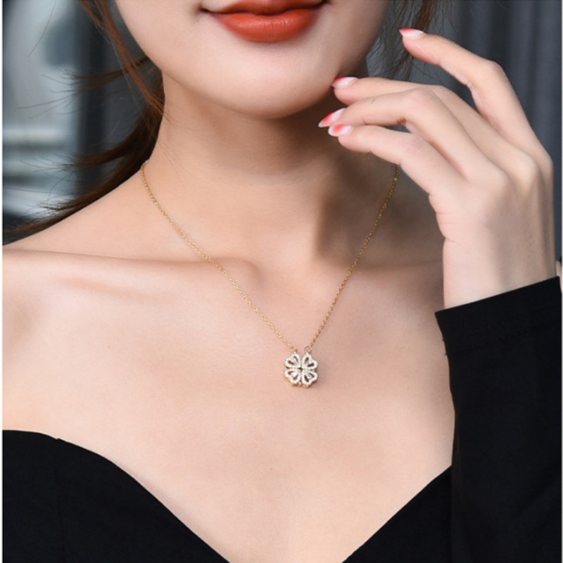 Wholesale Pendant Necklaces for women Elegant 4/Four Leaf Clover locket diamond Necklace Highly Quality Heart shape Choker chains Designer Jewelry Girls Gift DHL
Wholesale Pendant Necklaces for women Elegant 4/Four Leaf Clover locket diamond Necklace Highly Quality Heart shape Choker chains Designer Jewelry Girls Gift DHL
