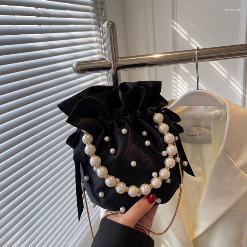 Evening Bags Diamonds Rhinestone Women Shoulder Bag Pearl Chain Crossbody Messenger Fashion Simple Shiny Bucket Purse Female Handbags, Black
Evening Bags Diamonds Rhinestone Women Shoulder Bag Pearl Chain Crossbody Messenger Fashion Simple Shiny Bucket Purse Female Handbags, Black