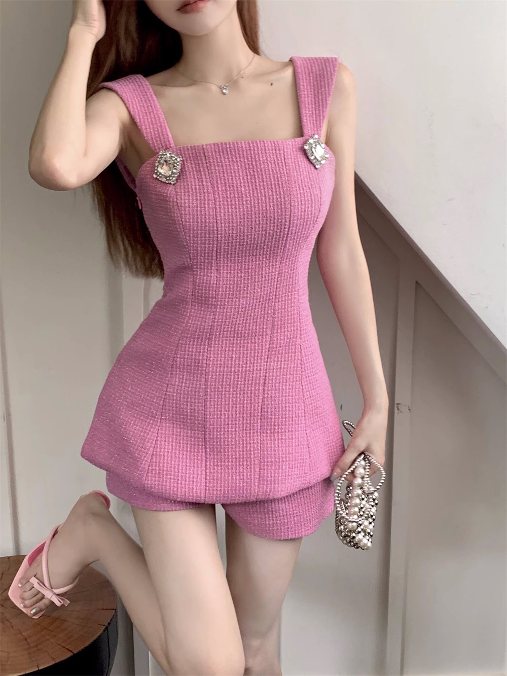 Women's rhinestone tweed woolen spaghetti strap slim waist vest and shorts 2 pc pants set SML, Black shorts
Women's rhinestone tweed woolen spaghetti strap slim waist vest and shorts 2 pc pants set SML, Black shorts
