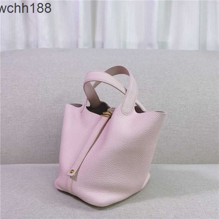 Cowhide Tote Picotin Pink Locks Bag Bucket Basket 2023 Bags Women's Designer Soft Small Leather Large Capacity Bucket Handbag Izdi, 18cm
Cowhide Tote Picotin Pink Locks Bag Bucket Basket 2023 Bags Women's Designer Soft Small Leather Large Capacity Bucket Handbag Izdi, 18cm